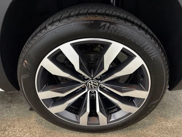 Used 2022 Volkswagen Atlas SEL Premium AWD/4WD image 8