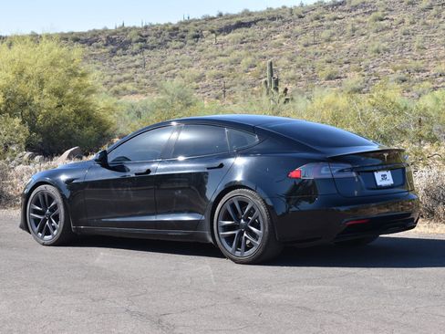 Used 2021 Tesla Model S Plaid AWD/4WD image 5