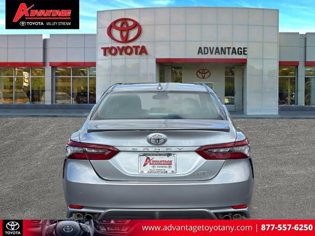 Used 2024 Toyota Camry XSE FWD image 8