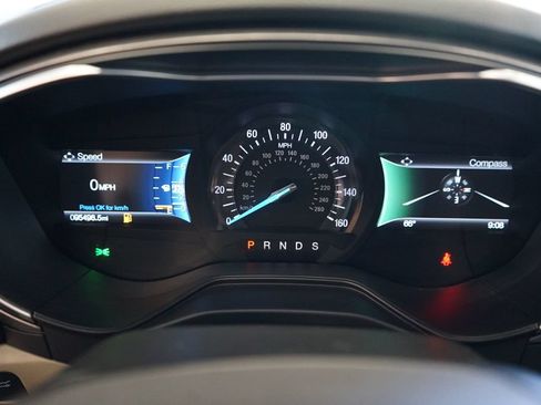 Used 2019 Ford Fusion SE AWD/4WD image 33