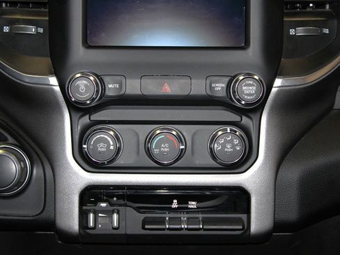 Used 2024 RAM 2500 Big Horn image 19