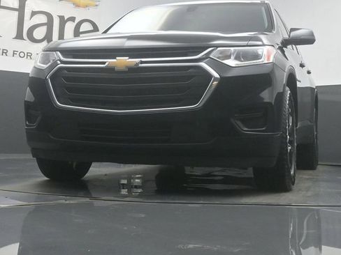 Used 2021 Chevrolet Traverse LS FWD image 57