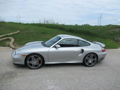 Used 2001 Porsche 911 Turbo AWD/4WD image 1