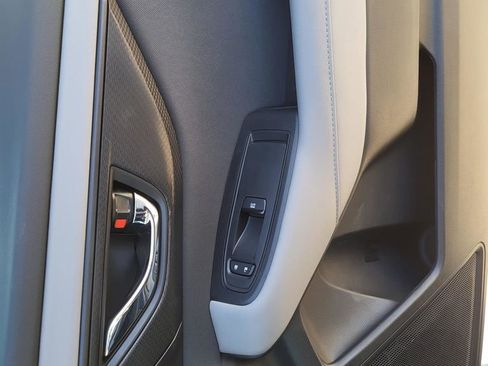 Certified 2025 Subaru Outback Premium image 7