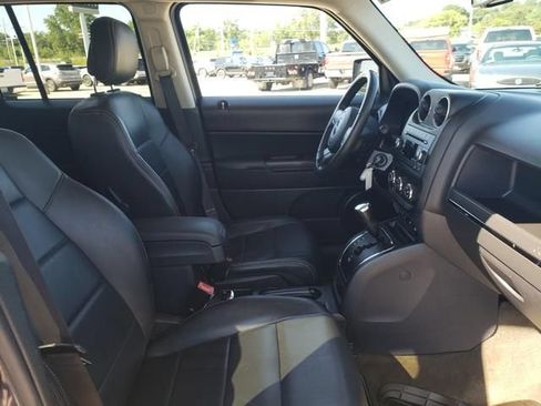 Used 2016 Jeep Patriot High Altitude AWD/4WD image 20
