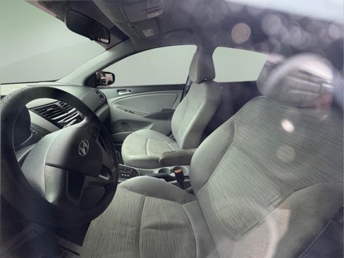 Used 2016 Hyundai Accent SE FWD image 4