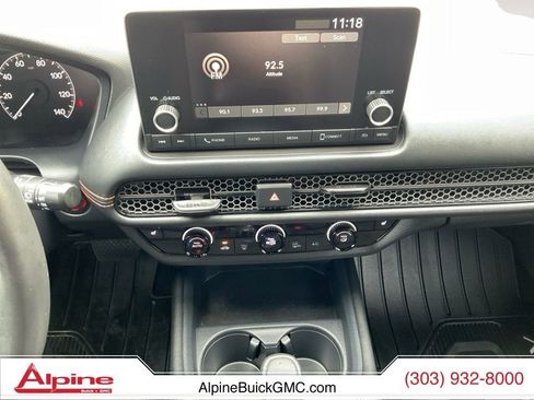 Used 2023 Honda HR-V Sport image 11