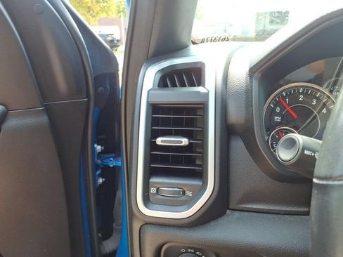 Used 2023 RAM 1500 Big Horn AWD/4WD image 33