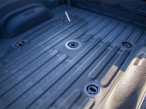 New 2025 RAM 2500 Big Horn image 9