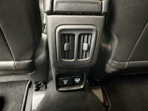 Used 2019 Jeep Compass Latitude AWD/4WD image 11