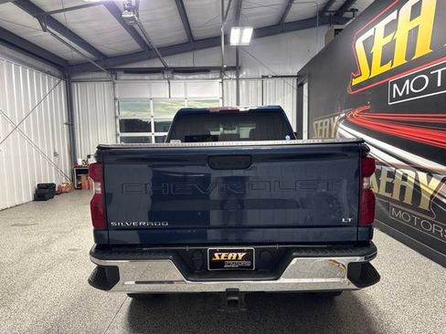 Used 2021 Chevrolet Silverado 2500 LT w/ Convenience Package AWD/4WD image 13