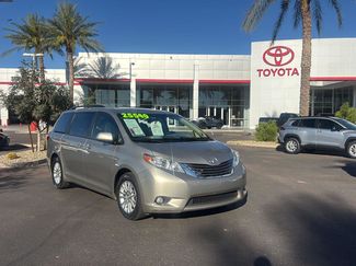 Used 2016 Toyota Sienna XLE w/ XLE Navigation Package video 1