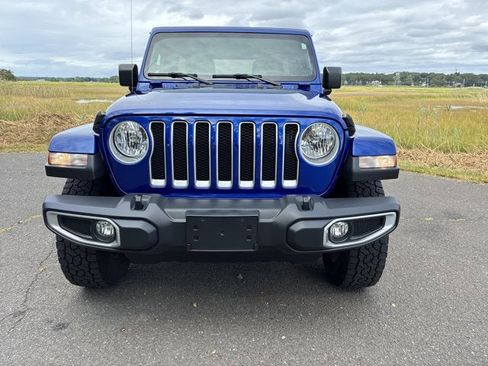 Certified 2019 Jeep Wrangler Unlimited Sahara w/ Cold Weather Group image 4