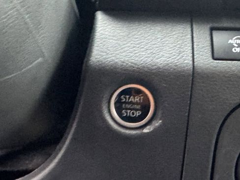 Certified 2025 Nissan Frontier SV w/ Tow Package image 20