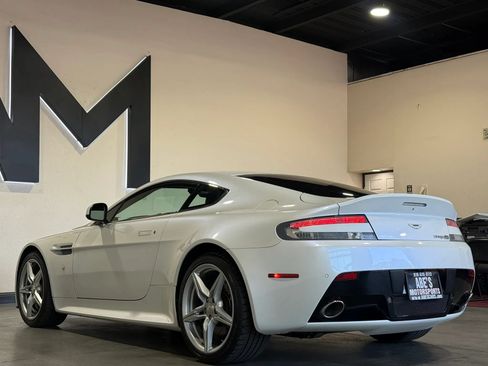 Used 2016 Aston Martin V8 Vantage S RWD image 7