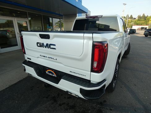 Certified 2022 GMC Sierra 1500 Denali Ultimate AWD/4WD image 3