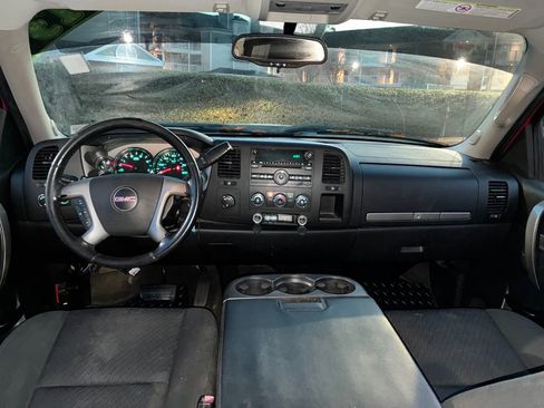 Used 2013 GMC Sierra 2500 SLE w/ Snow Plow Prep Package image 13