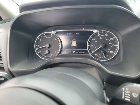 Used 2024 Nissan Rogue SV AWD/4WD image 20