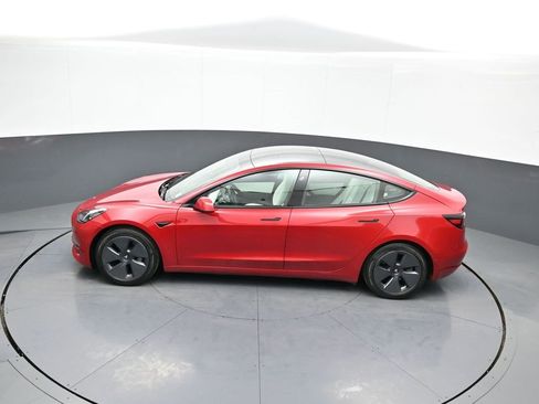 Used 2021 Tesla Model 3 Standard Range Plus image 42