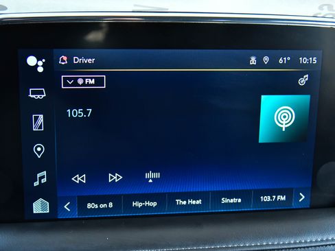 Used 2024 Chevrolet Suburban LT image 23