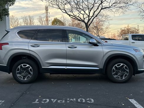 Used 2023 Hyundai Santa Fe Blue image 2
