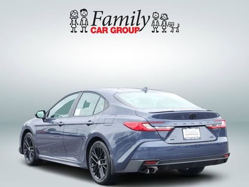 New 2026 Toyota Camry SE FWD image 3