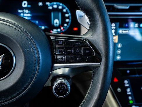 Used 2023 Maserati Grecale Modena image 43