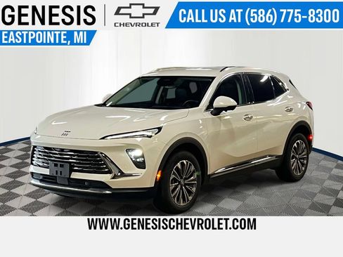 Used 2024 Buick Envision Preferred AWD/4WD image 1