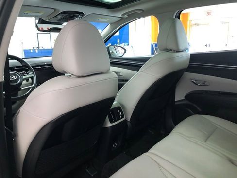 Used 2023 Hyundai Tucson Limited AWD/4WD image 17