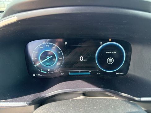 Used 2023 Hyundai Santa Fe Limited image 23