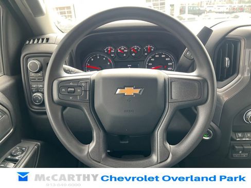 Used 2024 Chevrolet Silverado 2500 Custom w/ Custom Value Package image 10