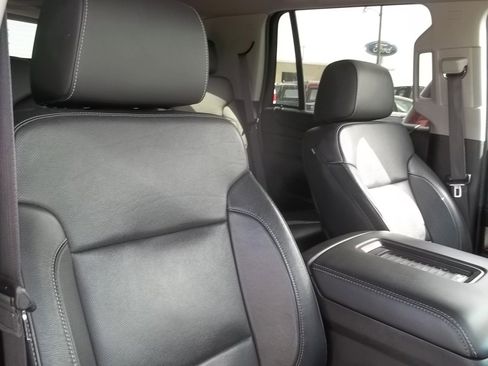 Used 2016 GMC Yukon SLT w/ Open Road Package image 8