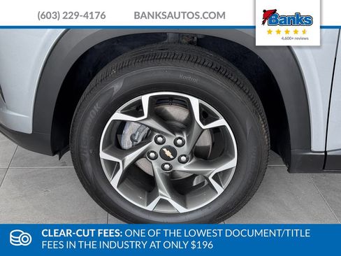 Certified 2024 Chevrolet Trax LT FWD image 4