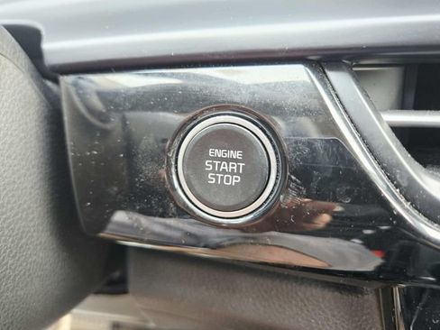 Used 2024 Kia Seltos S AWD/4WD image 29