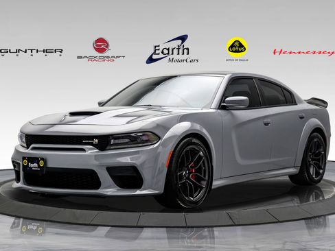 Used 2021 Dodge Charger Scat Pack image 1