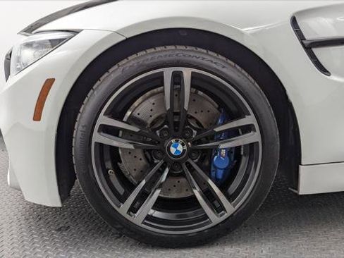 Used 2015 BMW M4 Convertible image 24
