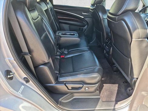 Used 2017 Acura MDX w/ Technology Package AWD/4WD image 22