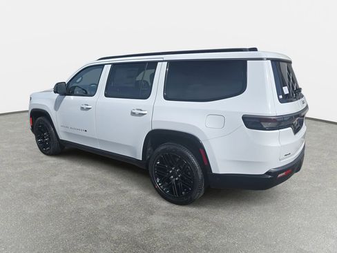 New 2026 Jeep Grand Wagoneer Limited AWD/4WD image 7