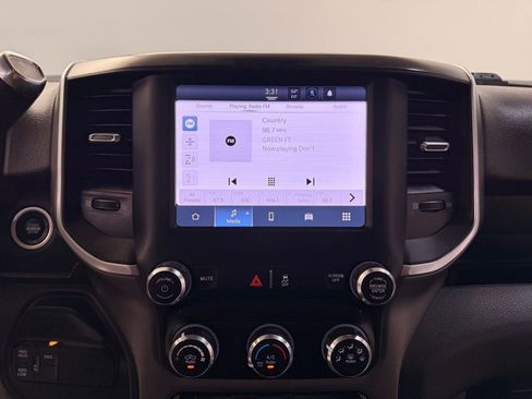 Used 2022 RAM 3500 Big Horn image 21