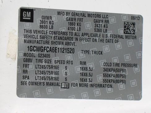 Used 2014 Chevrolet Express 2500 image 41