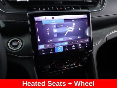 Used 2025 Jeep Grand Cherokee L Limited AWD/4WD image 4