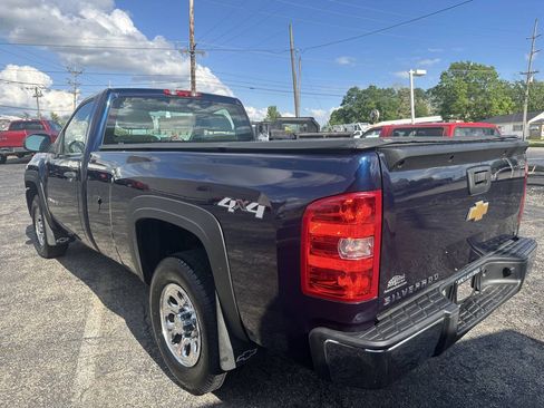 Used 2011 Chevrolet Silverado 1500 W/T w/ LS Package AWD/4WD image 7