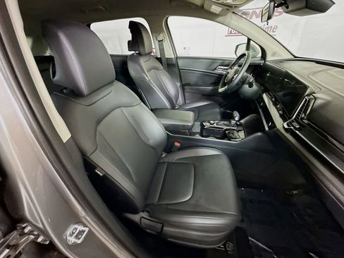 Used 2024 Kia Sportage EX AWD/4WD image 31