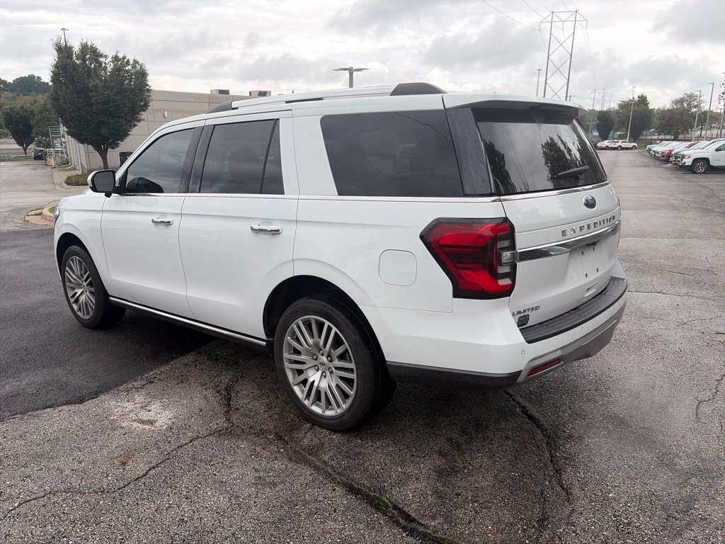 Used 2023 Ford Expedition Limited AWD/4WD image 7