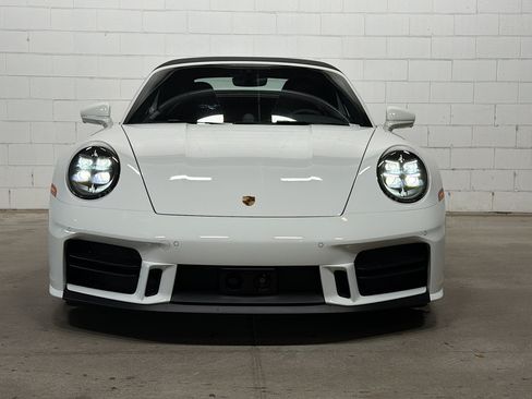 Certified 2026 Porsche 911 Carrera RWD image 9