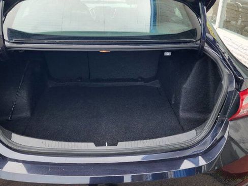 Used 2022 Chevrolet Malibu LT FWD image 18