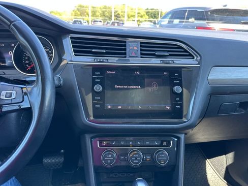Used 2019 Volkswagen Tiguan SE w/ Panoramic Sunroof Package AWD/4WD image 13