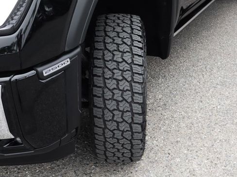 Used 2024 GMC Sierra 2500 Denali w/ Denali Reserve Package image 51