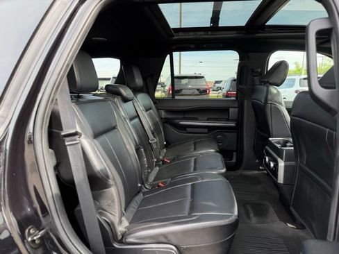 Used 2021 Ford Expedition XLT AWD/4WD image 17