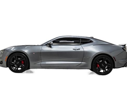 Used 2022 Chevrolet Camaro SS RWD image 6